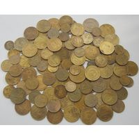 Монеты СССР 1,2,3,5 копеек более 100 шт. Все с 1 руб..