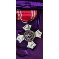 С 1 рубля медаль орден эмаль серебро крест Япония офицер медик 1939-1945 годы .