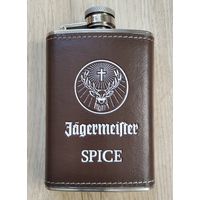 Фляжка и коробка от ликёра Jagermeister Spice