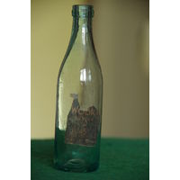 Бутылка водочная довоенная Польша ( Западная Беларусь )  15,5 см  с остатками родной этикетки