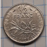 Франция 1/2 франка 1967г. km931.1