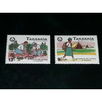 Танзания 1990 год. 60 лет движения девушек гидов (скаутов) в Танзании. 2 чистые марки