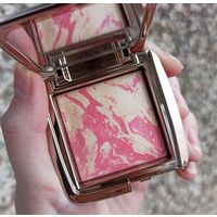 Hourglass Ambient Lighting Blush Diffused Heat