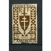 Французские колонии - Камерун - 1942 - Герб 5С - (есть тонкое место) - [Mi.224] - 1 марка. Чистая без клея.  (Лот 125BU)