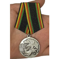 Медаль Защитнику Отечества с орлом