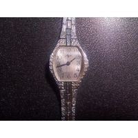 Часы Луч рабочие механика женские с браслетом