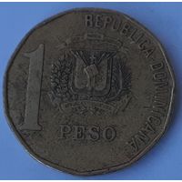 Доминикана 1 песо, 2005 (4-13-5)