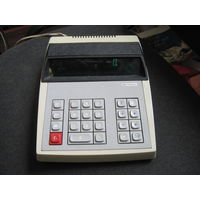 Советский электронный калькулятор 1980 г. Электроника ЭПОС-73А.