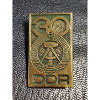 Знак 30 лет ГДР