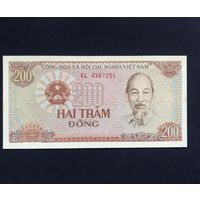 Вьетнам 200 донг 1987 UNC