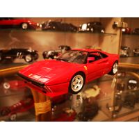 Модель 1:18 Ferrari GTO 1984