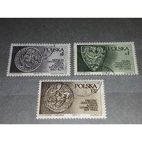 Польша 1975 Герб, Печать, Монета династии Пястов. Полная серия 3 марки