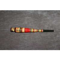 Ручка-сувенир-прикол, длина 18,5 см., надо вставить стержень.