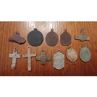 Католические крестики, медальоны