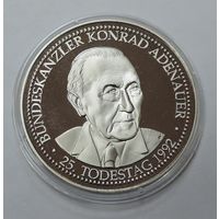 Настольная медаль "Bundeskanzler Konrad Adenauer" 1992. Германия.  Пруф. Диаметр 4 см. В капсулу.