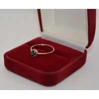 Красивое кольцо с сапфиром, Au_585, Р-17.5, 1.3 гр.