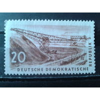 ГДР 1957 Мостовой кран**