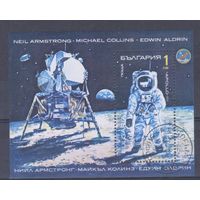 [1361] Болгария 1990. Космонавтика США.20-летие полета Аполлон-11. Гашеный блок.
