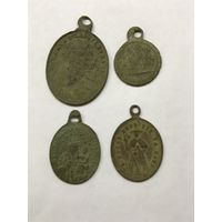 Старинные медальоны.цена за все.