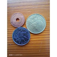Филиппины 5 центов 2016 отверстие, Чили 10 песо 2004, Китай 1 2014-104