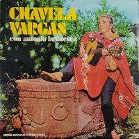 Chavela Vargas con Antonio Bribiesca