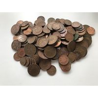 Великобритания 176 монет (примерно 0,5 кило)