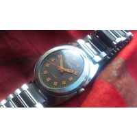 Часы ЧАЙКА 2609  ОВАЛ из СССР с БРАСЛЕТОМ