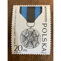 Польша 1988. Медаль за заслуги на поле боя. Марка из серии